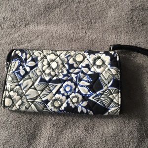 Vera Bradley clutch